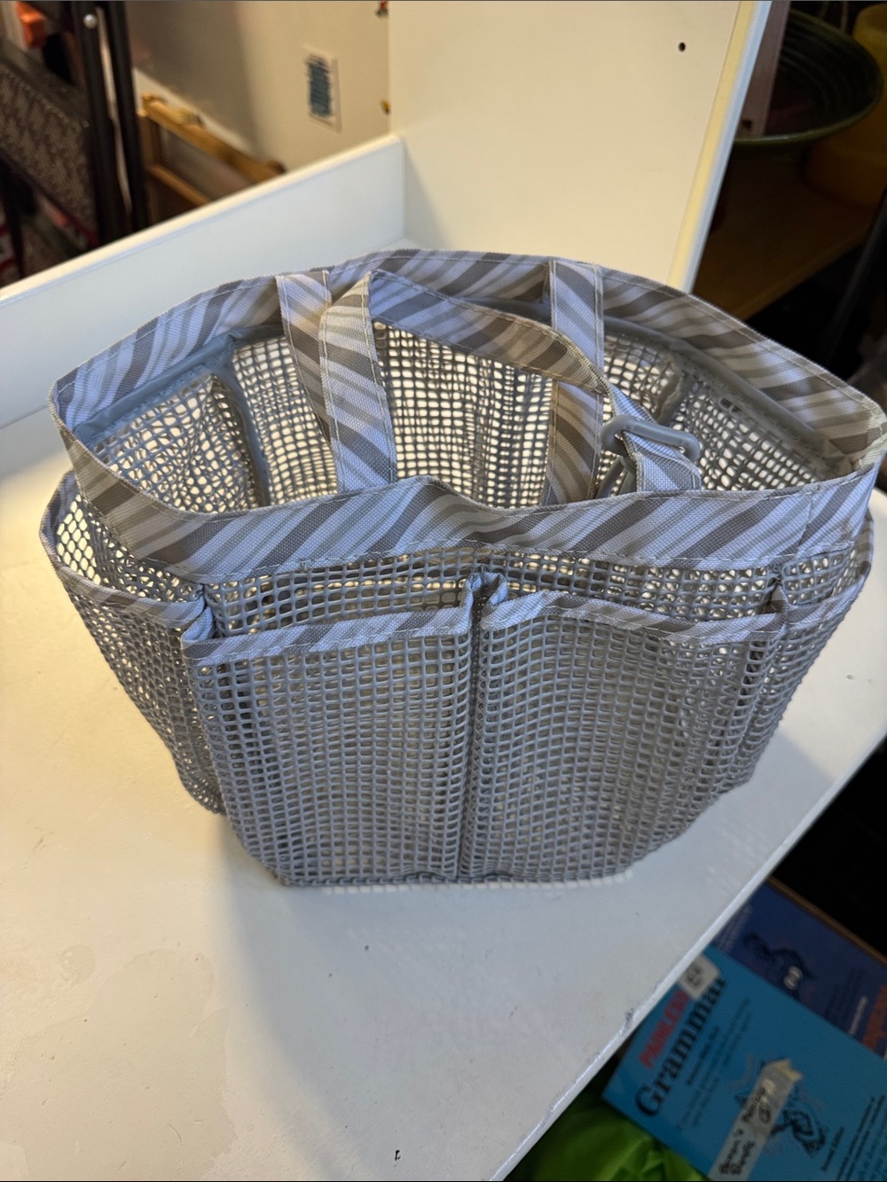 Mesh Shower Caddy Portable College Dorm Room 8 Pocket Bag bathroom